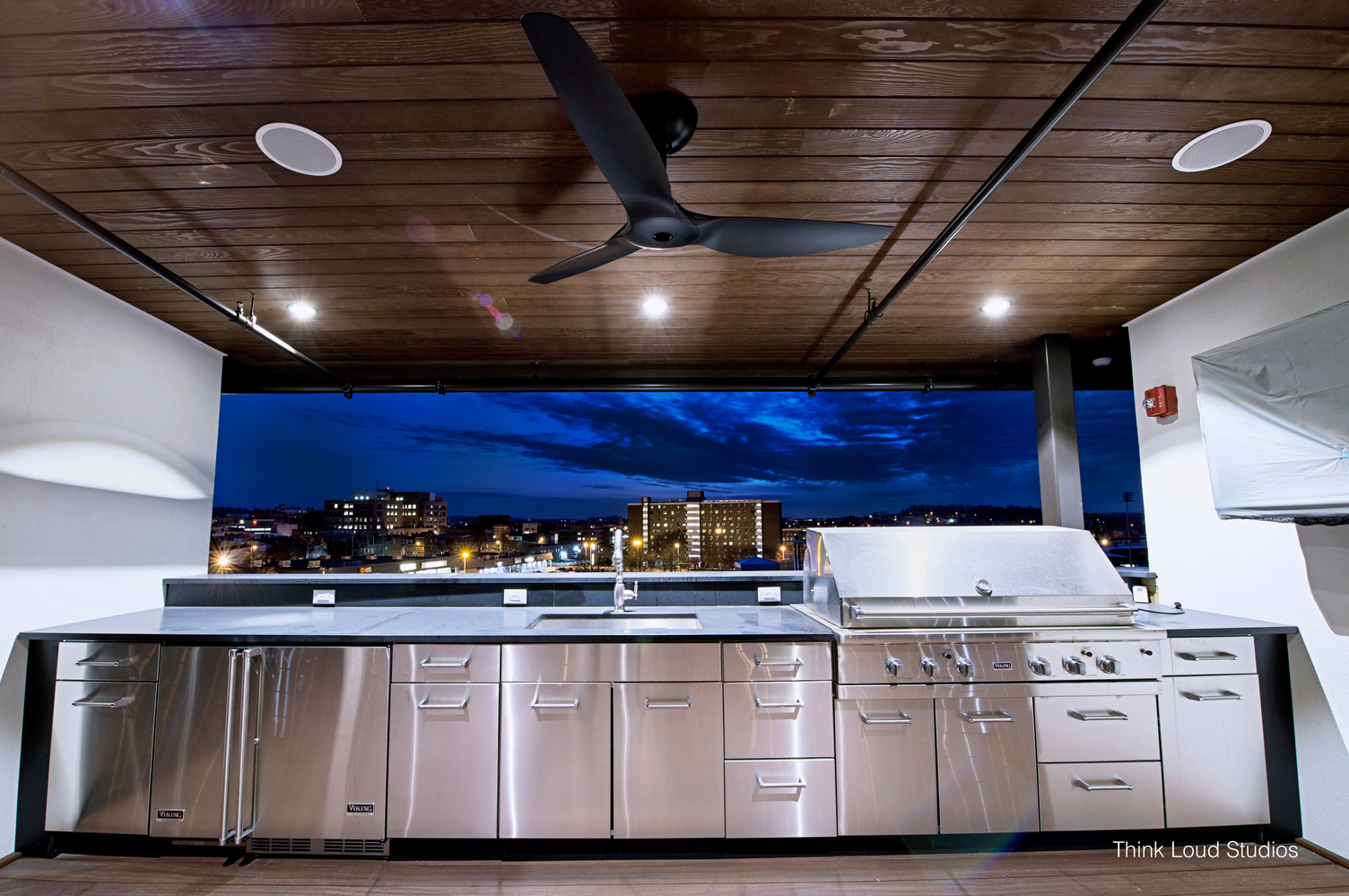 Outdoor grill and kitchen area at 210 York Street Office