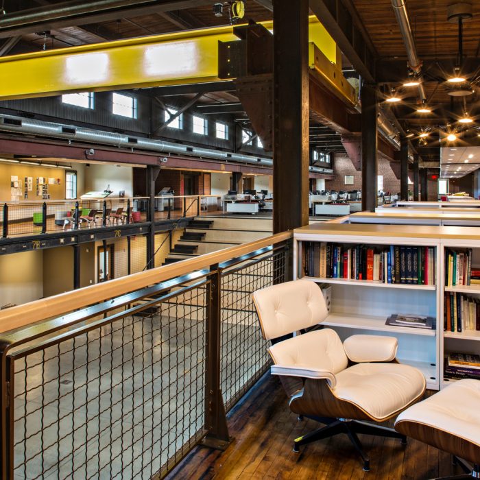 Collaborative work environment with work stations, team spaces and conference rooms with modern and classic styling