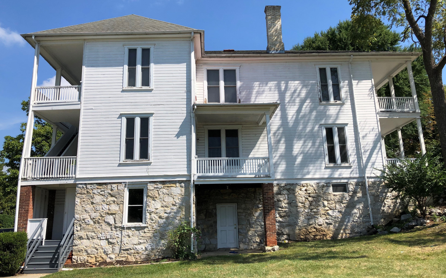 Historic housing reconstruction and exterior envelope restoration at Carlisle Barracks