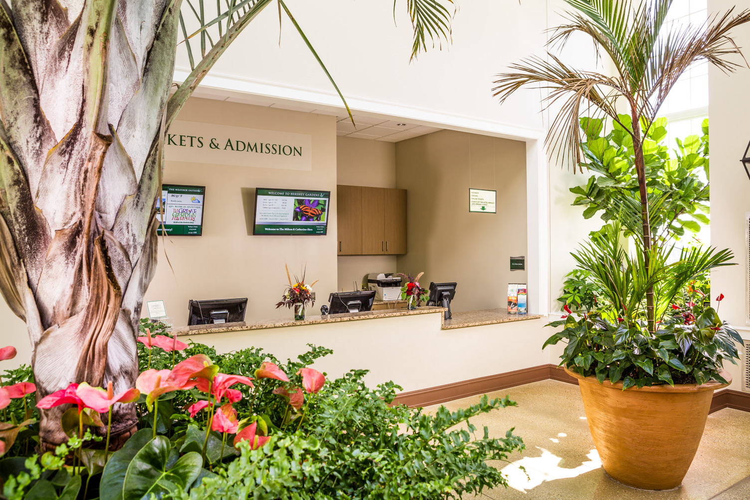 Visitor Center Welcome Desk