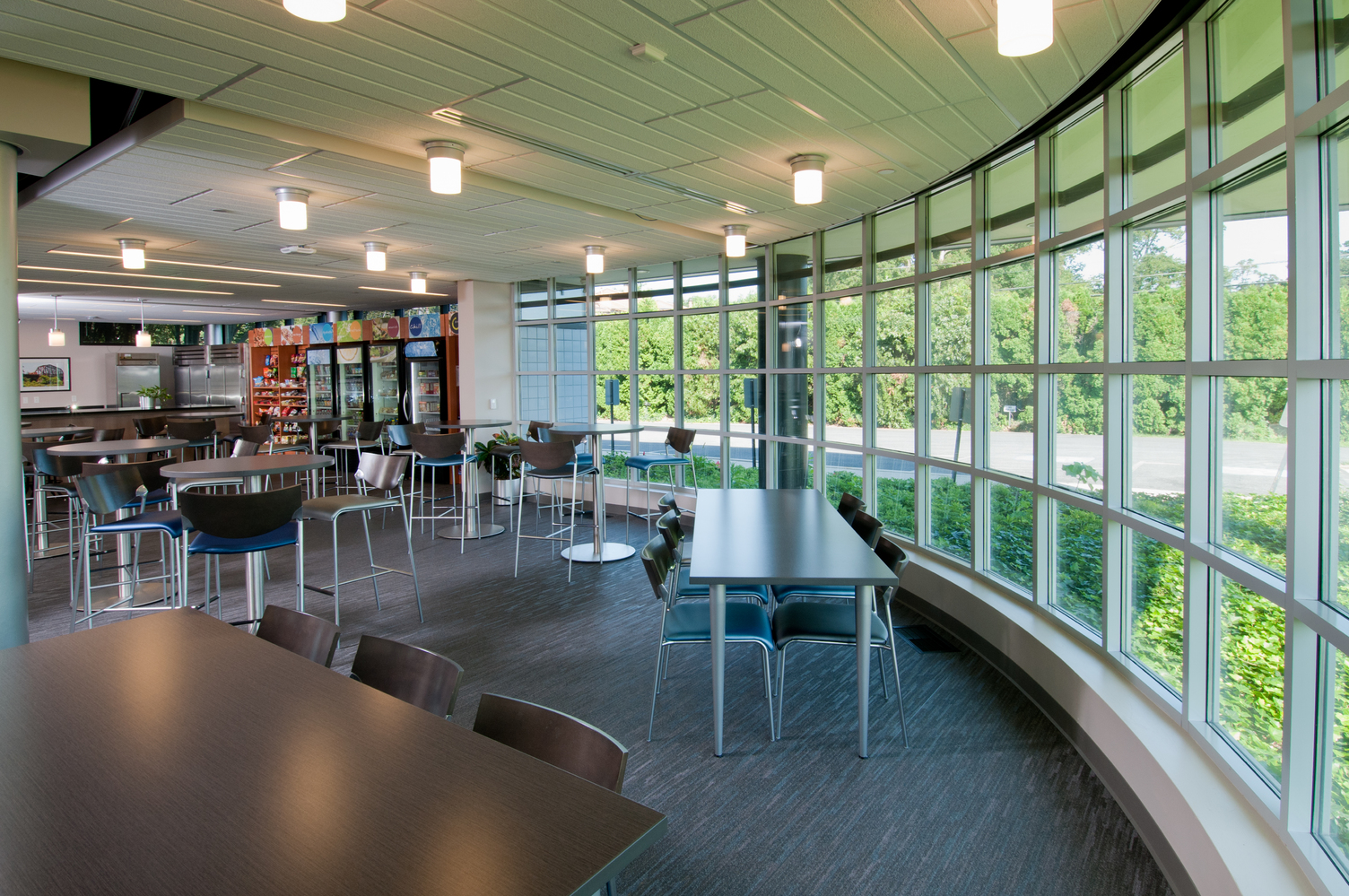 Healthy-menu food service and dining spaces at Harsco Corporation headquarters