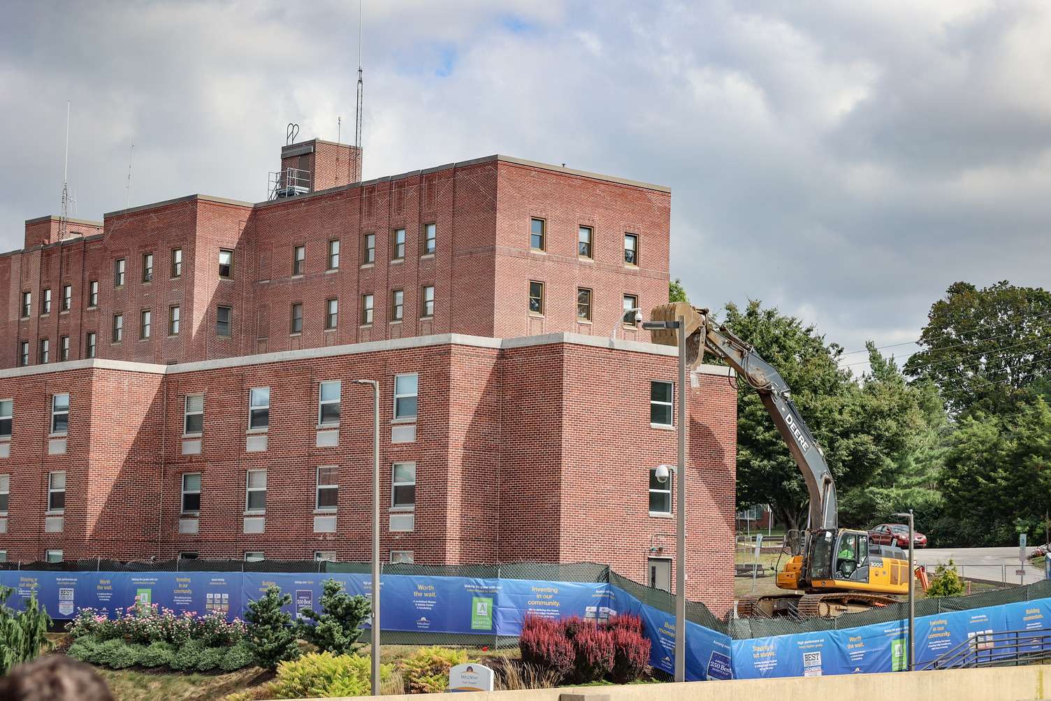 Demolition of older buildings on York Hospital campus to make way for expansion