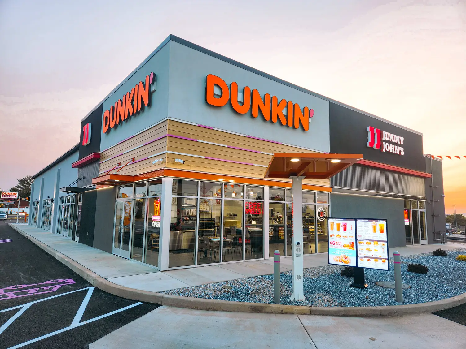Dunkin Susquehanna Trail Grand Opening